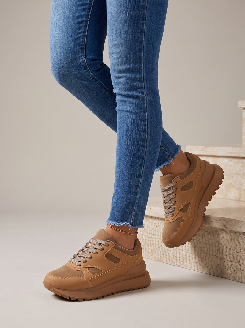 Tenis de mujer London Caramelo - vista lateral, capa